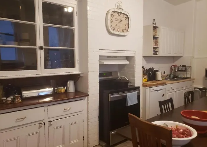 Private Room In East Village Apartment